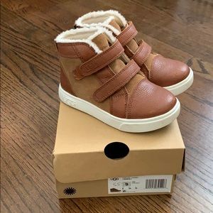 Ugg Rennon II